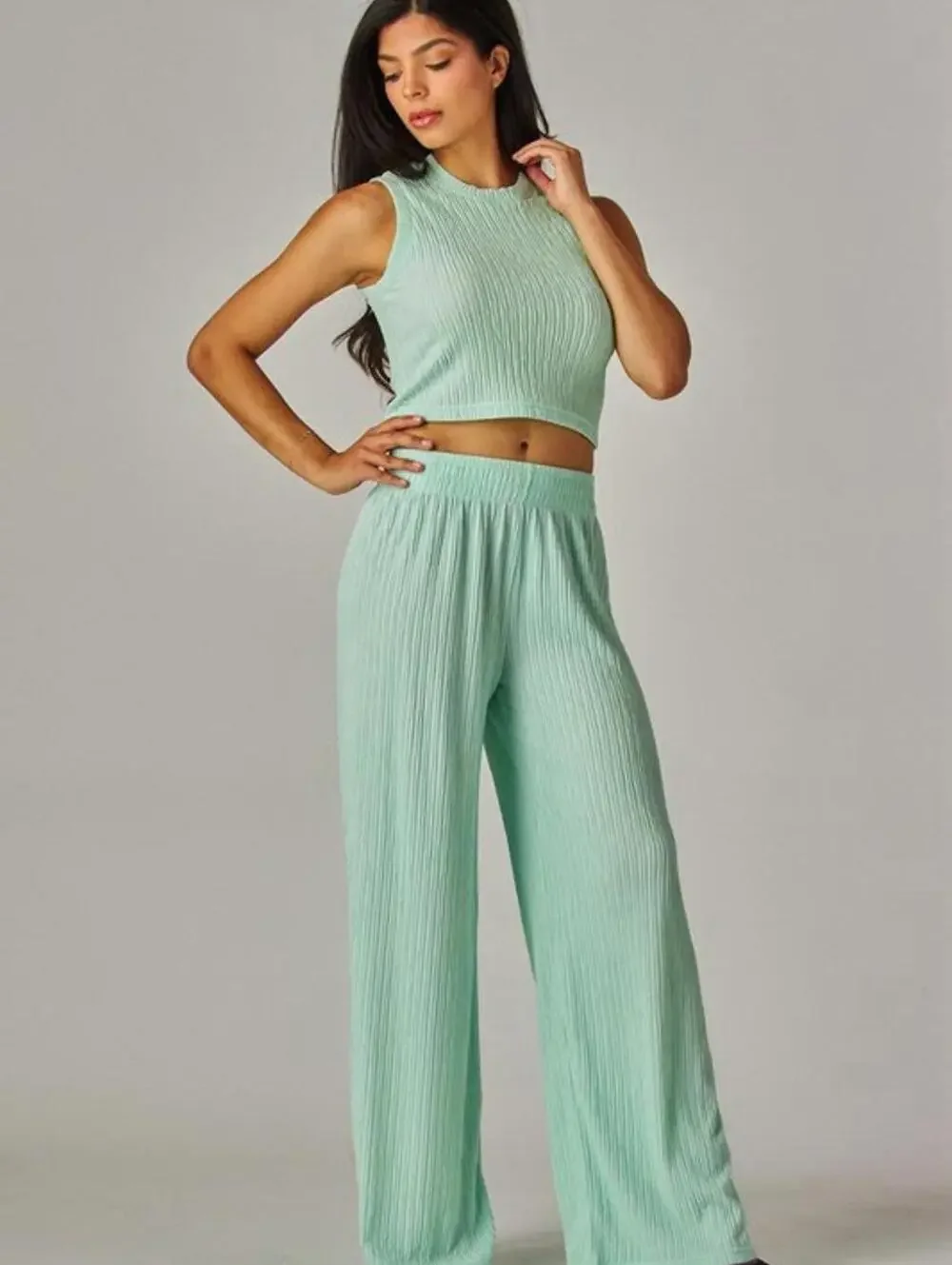 Love Poem Plisse Lounge Set Mint Green Large Wide Leg 2 pc Spring Summer NWT